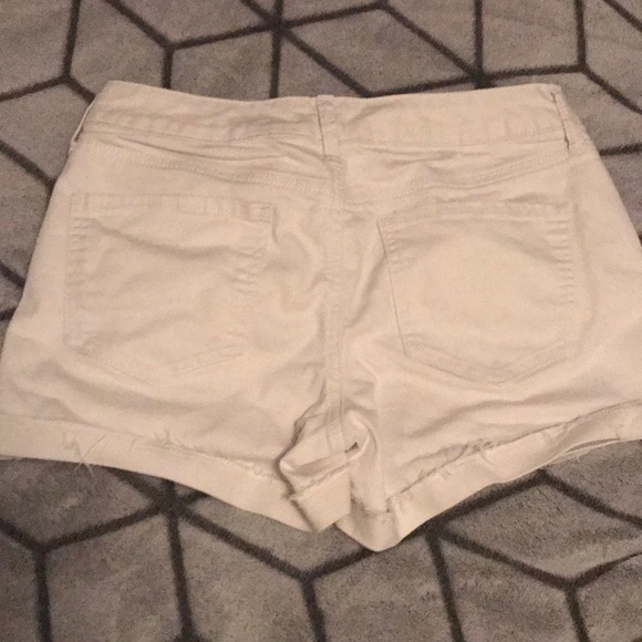 White Jean shorts - Picture 2 of 2